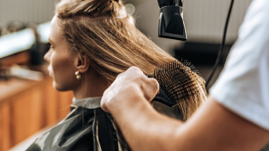 The process to Start a Salon Business in Dubai