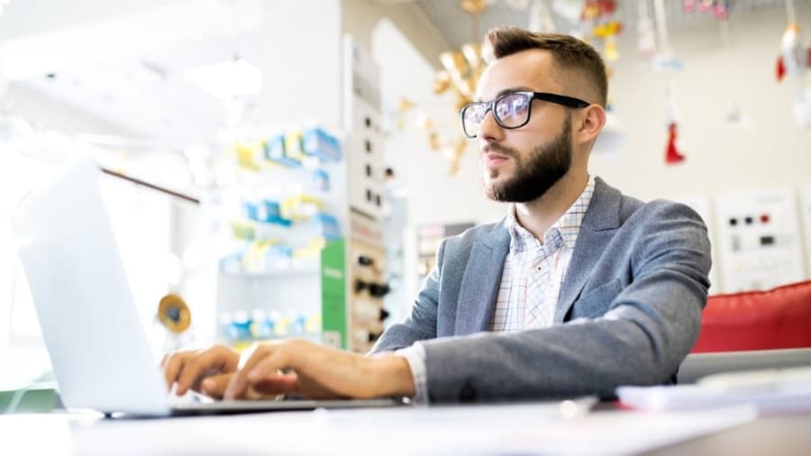 Application Process for Company Formation in Hamriyah Free Zone