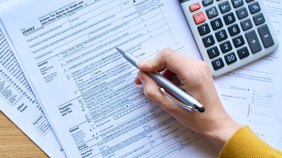 How to Apply for a Tax Clearance Certificate in UAE
