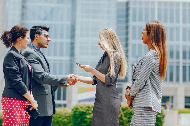 Steps to Register Your Company from Delhi in Dubai, UAE