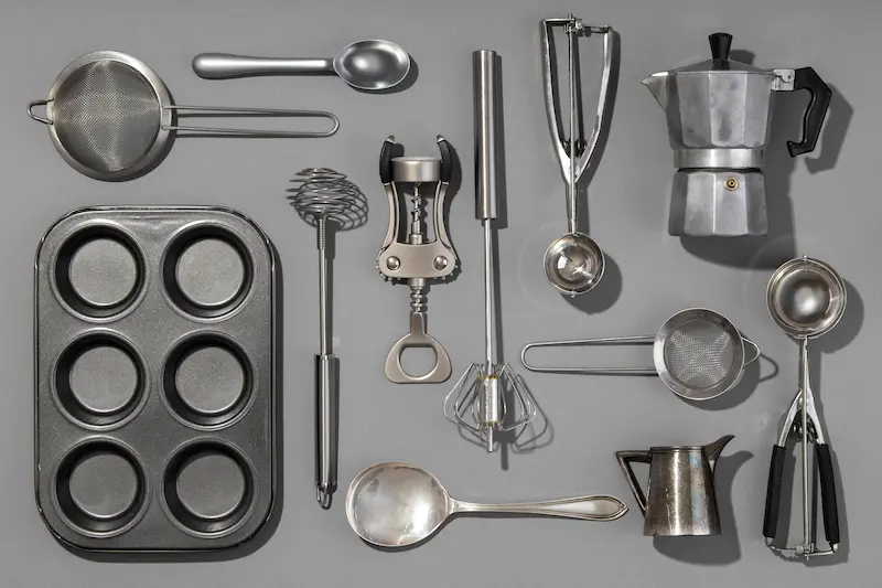 Kitchenware and Appliances 